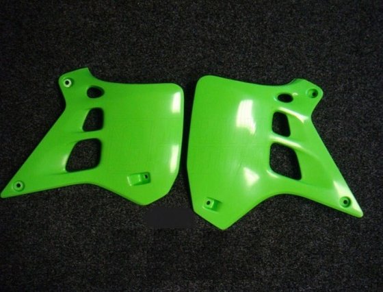 KX 250 (1990 - 1991) green radiator covers for kawasaki kx250 (1990-1991) | UFO